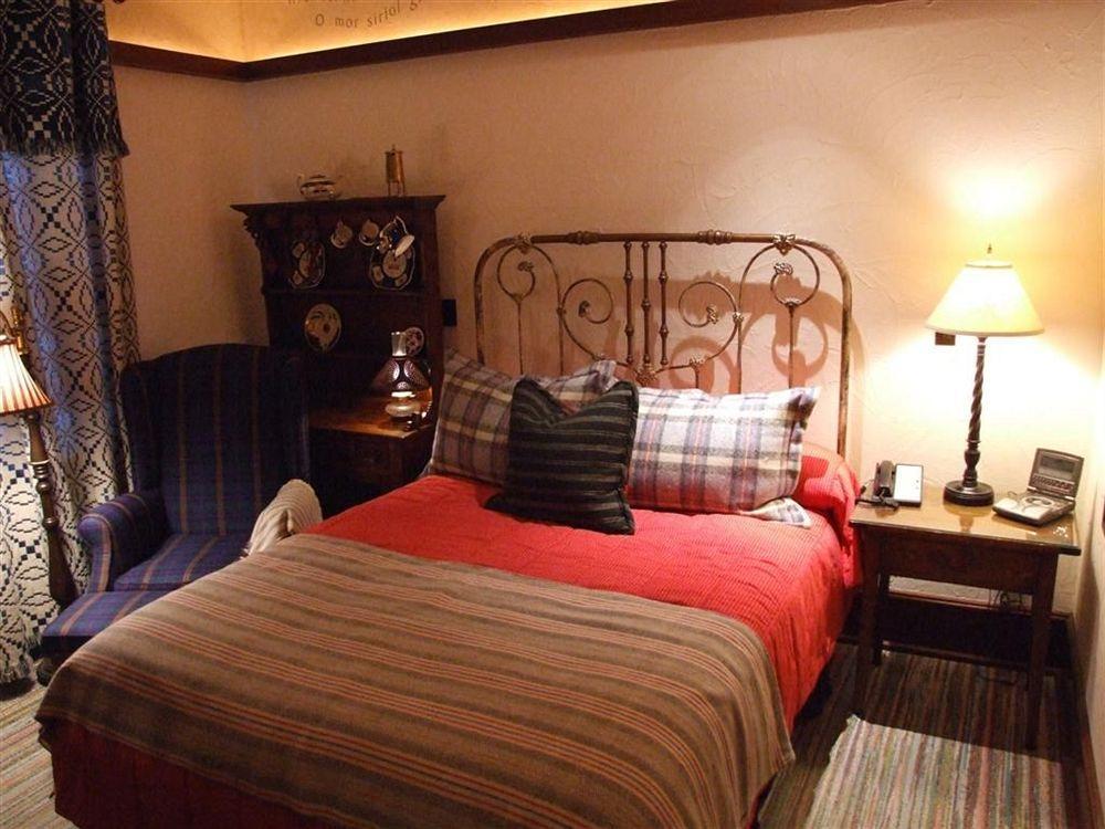 Pattee Hotel